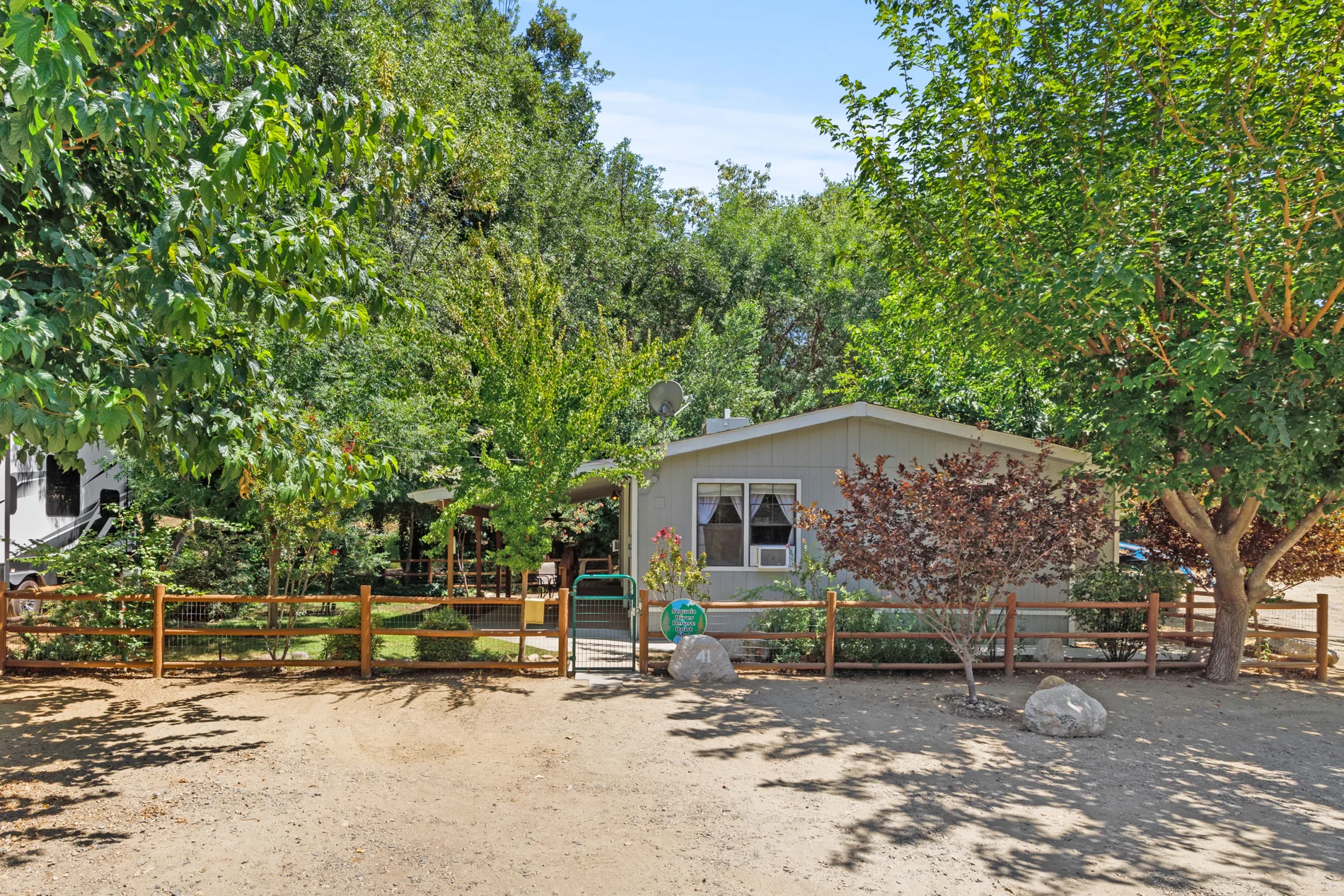 Sequoia Vacation House at KRS