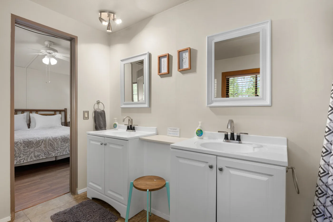 stay in luxury and enjoy everything the Kern River has to offer